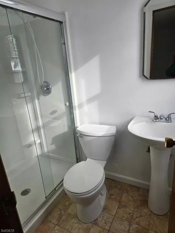 Pompton Lakes Boro, NJ 07442,112 Ringwood Ave #2