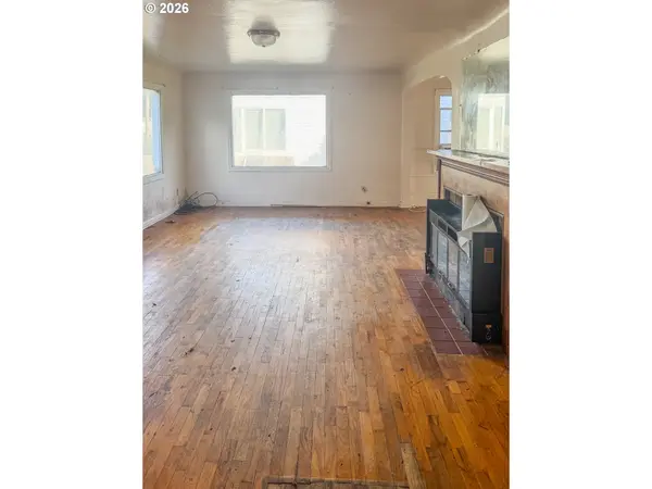 Springfield, OR 97478,5995 MAIN ST