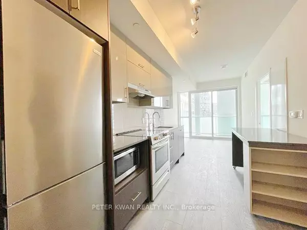 Toronto C15, ON M2J 4T1,188 Fairview Mall DR #305