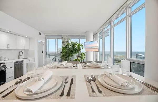 Toronto C01, ON M5V 3Z7,25 Capreol CT #4009