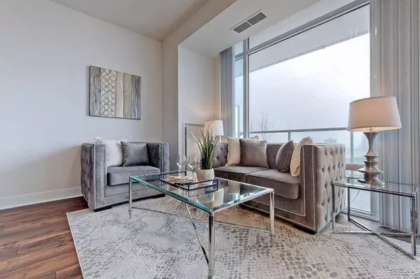 Toronto C01, ON M5V 3W5,90 Stadium RD #427