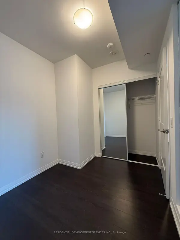 Toronto C01, ON M5V 0T2,28 Widmer ST #3127