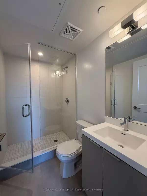 Toronto C01, ON M5V 0T2,28 Widmer ST #3127