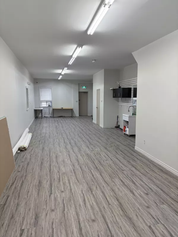 Toronto E02, ON M4C 1M1,2914 Danforth AVE