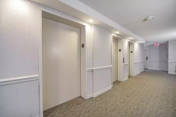 Toronto E07, ON M1V 4A3,30 Thunder GRV #1610