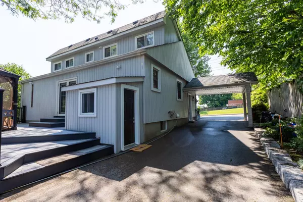 Clarington, ON L1C 1Y1,4 Concession ST E