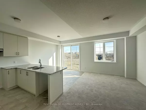 Oshawa, ON L1L 0R9,1082 Lockie DR