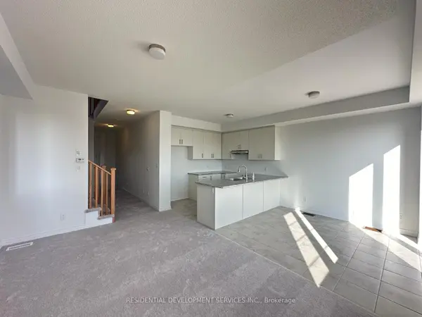 Oshawa, ON L1L 0R9,1082 Lockie DR