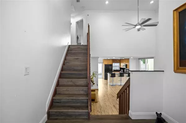 Plantation, FL 33324,9837 NW 2nd Ct