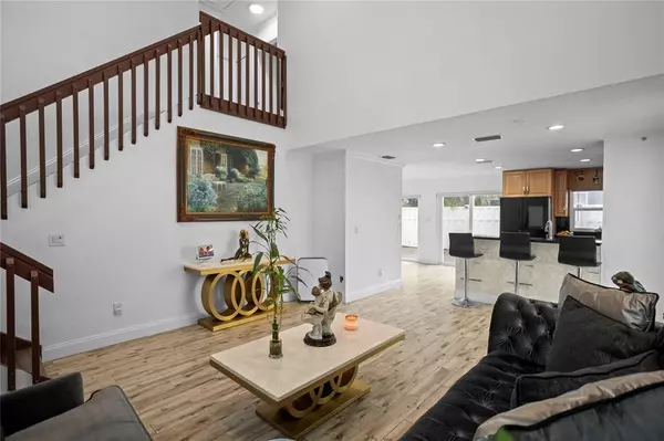 Plantation, FL 33324,9837 NW 2nd Ct