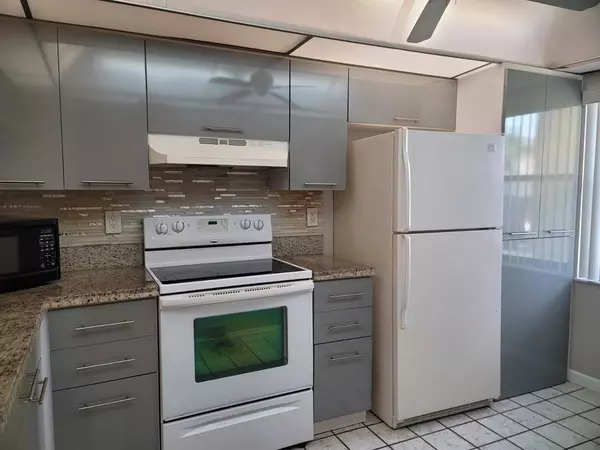 Pembroke Pines, FL 33026,Address not disclosed