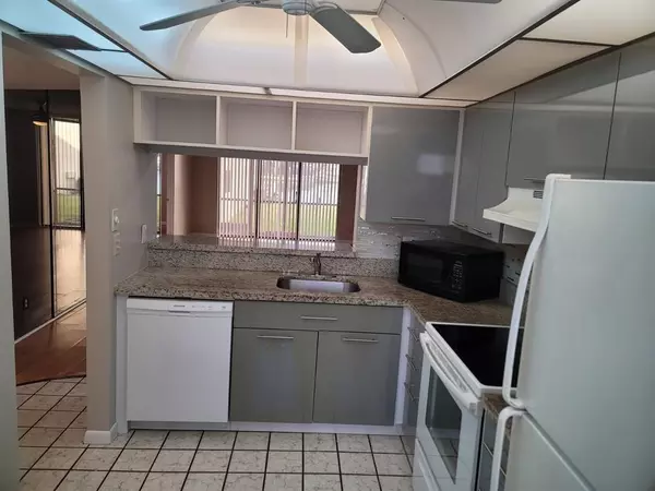 Pembroke Pines, FL 33026,Address not disclosed