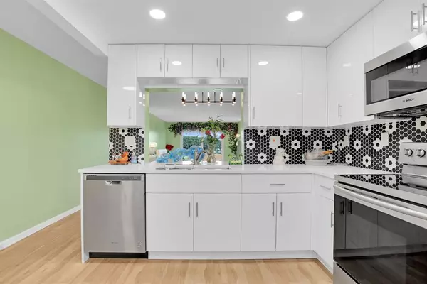 Coconut Creek, FL 33066,4402 Martinique Ct #L3