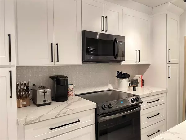 Fort Lauderdale, FL 33316,1405 Miami Rd #9