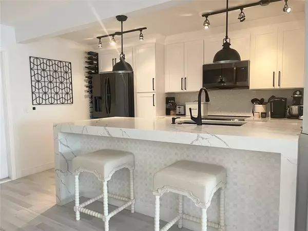 Fort Lauderdale, FL 33316,1405 Miami Rd #9