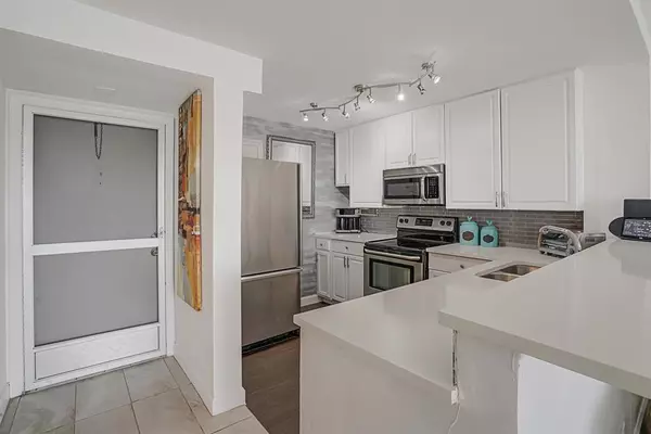 Pompano Beach, FL 33062,1609 N Riverside Dr #304