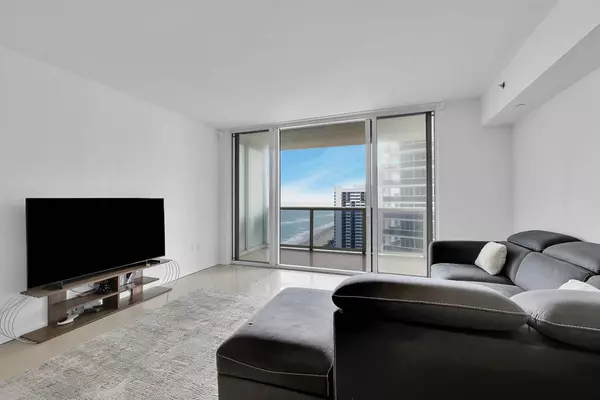 1830 S Ocean Dr #2005, Hallandale Beach, FL 33009