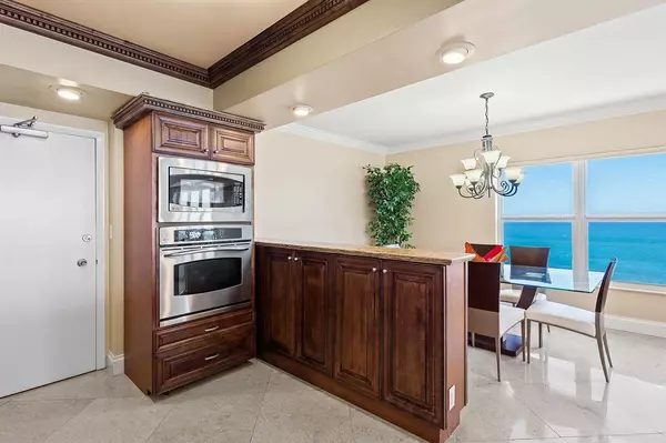 Fort Lauderdale, FL 33308,3850 Galt Ocean Dr #1901