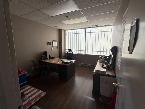 Vaughan, ON L4K 2L8,24 Viceroy RD #Unit 4