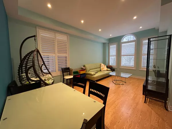 Markham, ON L6B 1G6,64 Innisvale DR