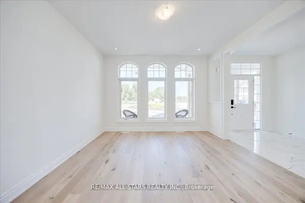 Georgina, ON L0E 1R0,59 Stadacona AVE