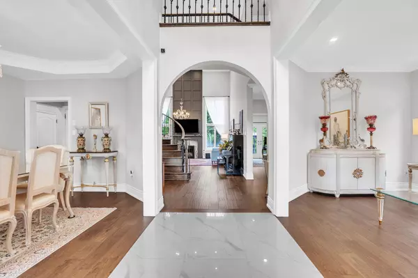 Newmarket, ON L3X 1N3,1067 Ivsbridge BLVD