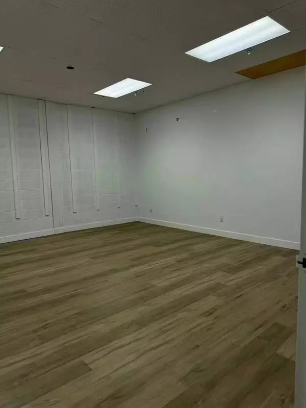 Markham, ON L3R 1E7,211 Telson RD #1 & 2