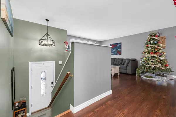 Orillia, ON L3V 6L9,440 Barrie RD