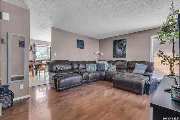 Saskatoon, SK S7K 6K9,442-444 Russell ROAD