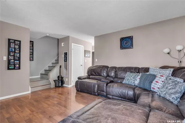 Saskatoon, SK S7K 6K9,442-444 Russell ROAD