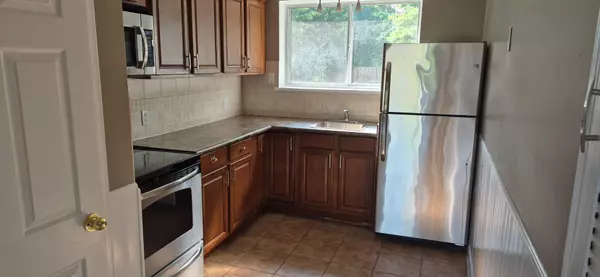 Mississauga, ON L5M 1V7,88 Vista BLVD