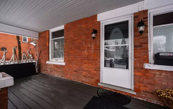 Caledon, ON L7E 1A2,69 King ST W #Main- Back