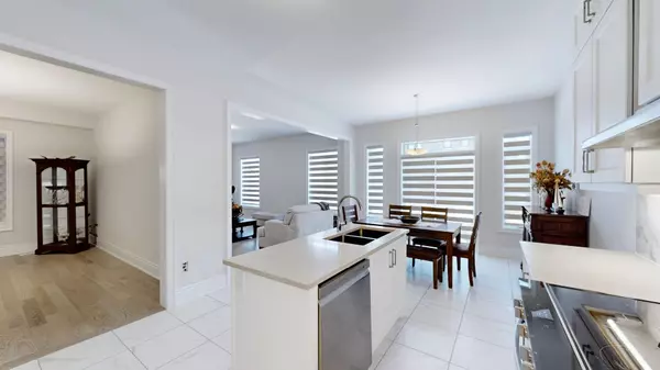 Brampton, ON L6R 4E3,30 Duxbury RD