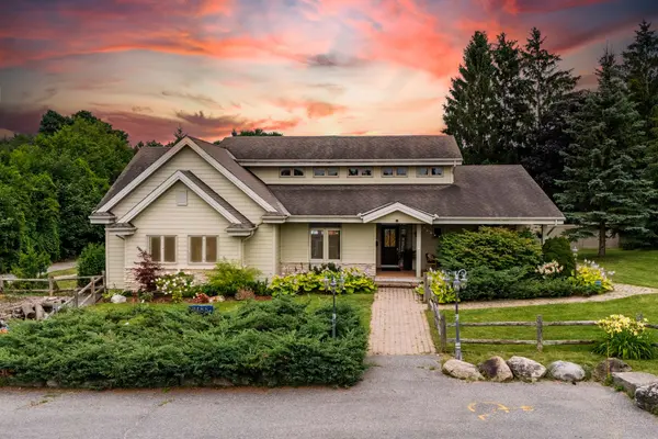 Bells Corners And South To Fallowfield, ON K2H 5Z1,2188 Robertson RD