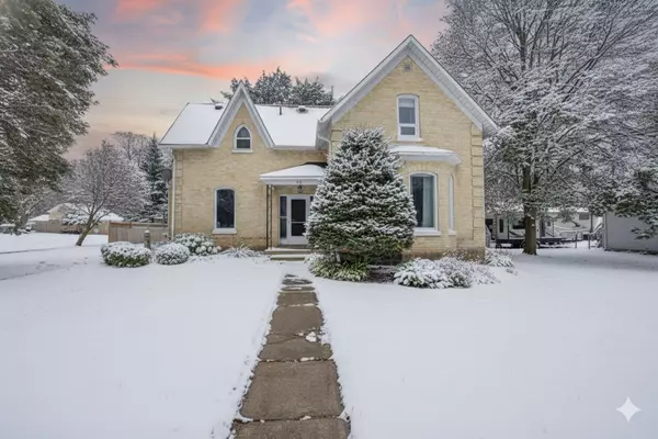 34 Queen ST, Huron East, ON N0G 1H0