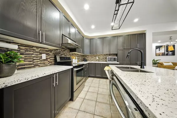 Peterborough, ON K9K 0A9,652 Tully CRES