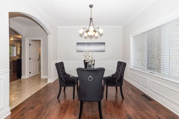 Carp - Huntley Ward, ON K0A 1L0,122 Country Meadow DR S