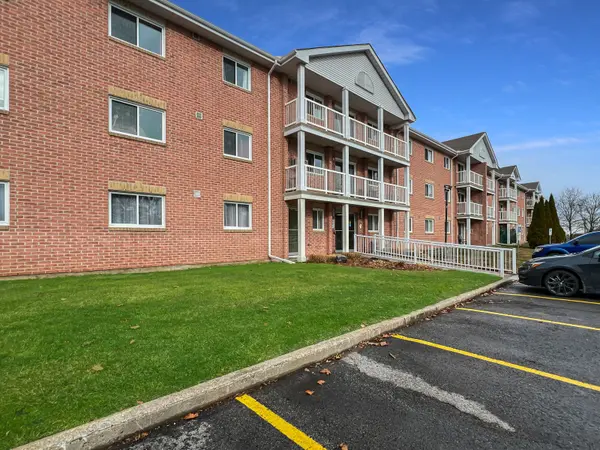 Belleville, ON K8N 5R7,175 Haig RD #223