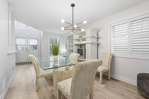 Hamilton, ON L9K 1M9,66 Suffolk ST