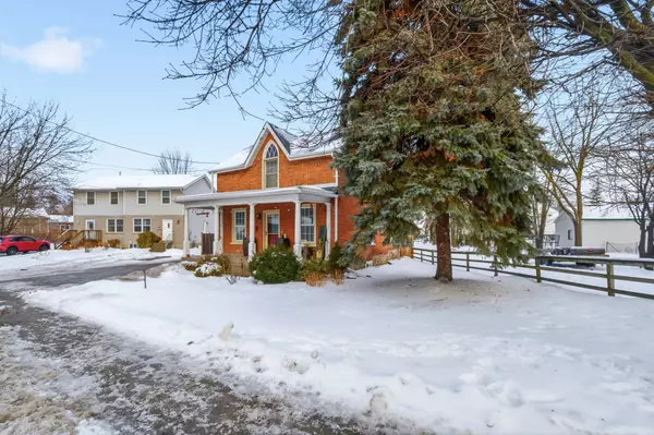 Belleville, ON K8P 1P7,16 Benjamin ST