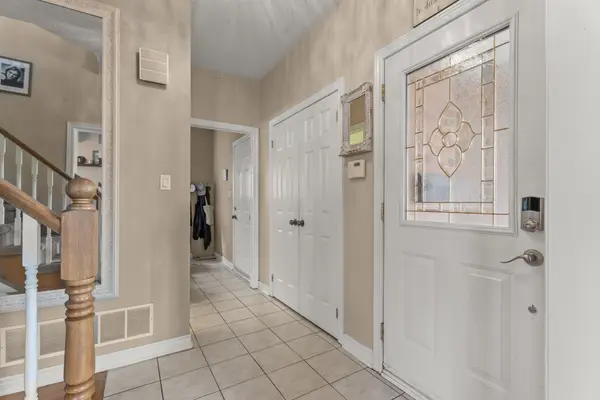 Hamilton, ON L0R 2H5,20 Pentland RD