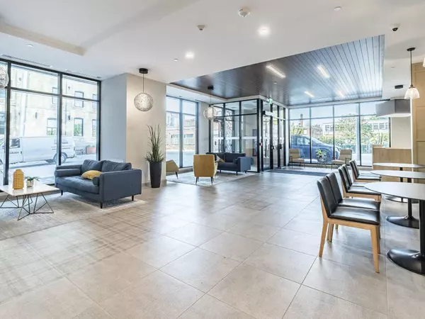 Kitchener, ON N2G 0E2,108 Garment ST #1011