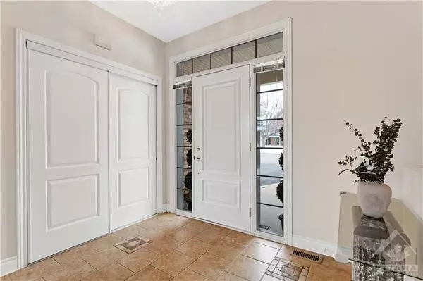 Casselman, ON K0A 1M0,3 VANESSA CIR