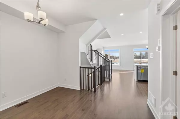 Barrhaven, ON K2J 6Y7,525 CORRETTO PL