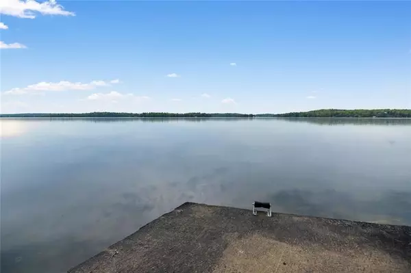 Athens, ON K0E 1B0,112 BIG WATERS LN