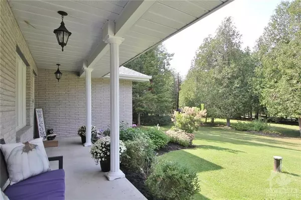 Beckwith, ON K0A 1B0,275 GRAHAM RD