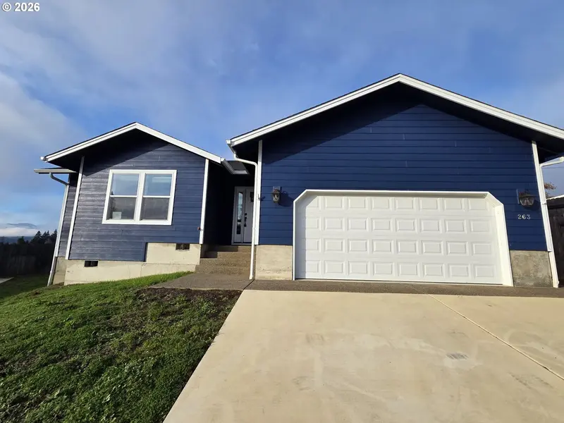 263 ADDISON AVE, Sutherlin, OR 97479