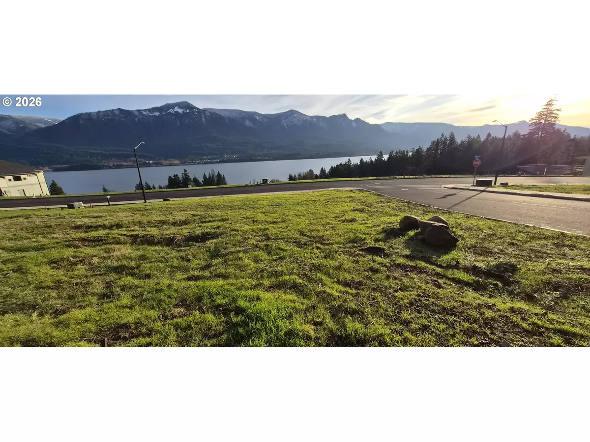 Stevenson, WA 98648,147 NE BRUCE HTS