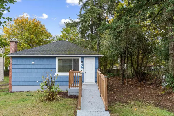 656 Lambert Ave, Nanaimo, BC V9R 3N8