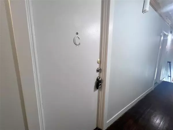 Dallas, TX 75208,1121 N Bishop Avenue #C